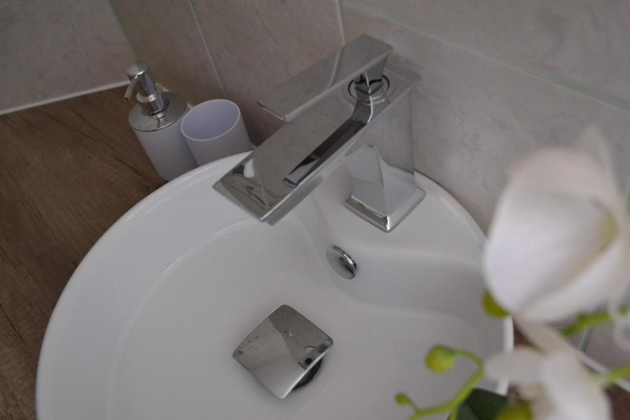 Pokoje Goscinne U Hanki Jastrzębia Góra Buitenkant foto
